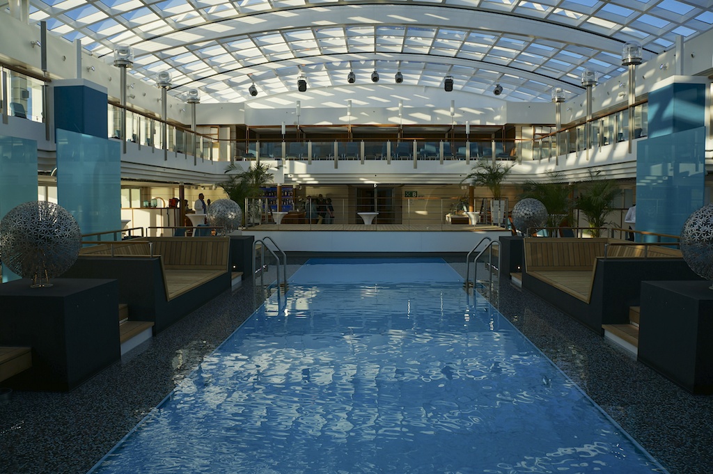 Retractable Pool Roof